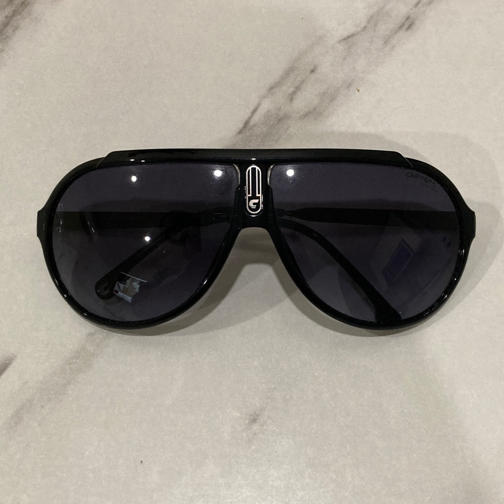 Carrera Black Aviator Sunglasses with Dark Lenses